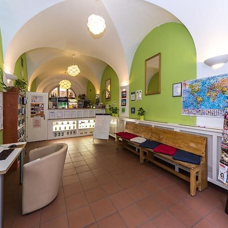 Hostel Mango Praga Exterior foto